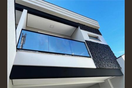 Casa à venda com 164m², 3 quartos e 4 vagas