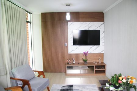 Casa para alugar com 205m², 2 quartos e 2 vagasSala de TV