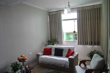 Casa para alugar com 205m², 2 quartos e 2 vagasSala de TV