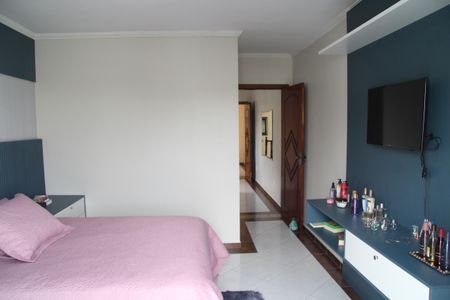 Casa para alugar com 205m², 2 quartos e 2 vagasSuíte