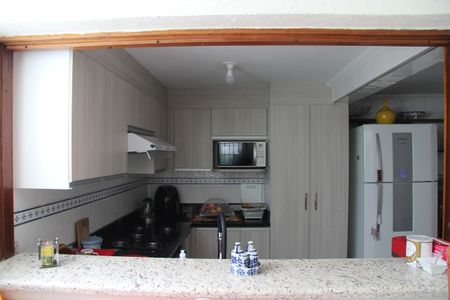 Casa para alugar com 205m², 2 quartos e 2 vagasCozinha