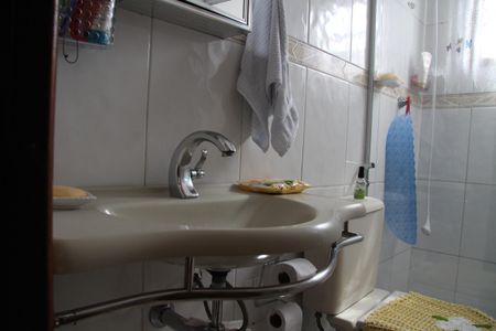 Casa para alugar com 205m², 2 quartos e 2 vagasBanheiro da Suíte