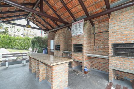 Apartamento à venda com 77m², 2 quartos e sem vagaÁrea comum - Churrasqueira