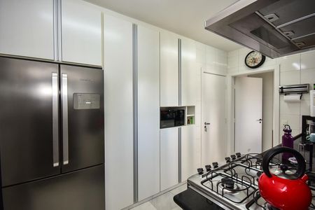 Apartamento à venda com 160m², 3 quartos e 3 vagasCozinha