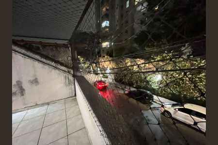 Casa à venda com 100m², 2 quartos e 1 vaga Casa à venda com 100m², 2 quartos e 1 vagaTerraço