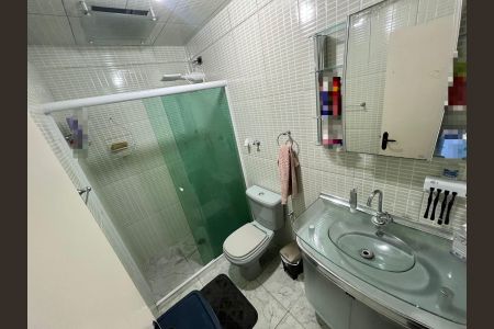 Casa à venda com 100m², 2 quartos e 1 vaga Casa à venda com 100m², 2 quartos e 1 vagaBanheiro 1
