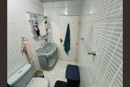 Casa à venda com 100m², 2 quartos e 1 vaga Casa à venda com 100m², 2 quartos e 1 vagaBanheiro 1