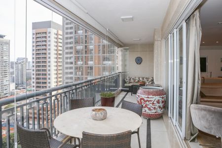 Sacada de apartamento para alugar com 3 quartos, 255m² em Perdizes, São Paulo