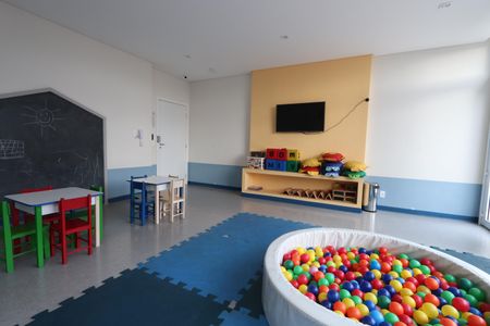 Apartamento à venda com 99m², 2 quartos e 2 vagasÁrea comum - Brinquedoteca