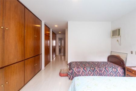 Apartamento à venda com 238m², 3 quartos e 2 vagas Apartamento à venda com 238m², 3 quartos e 2 vagasFoto 25