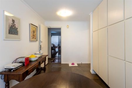 Apartamento à venda com 238m², 3 quartos e 2 vagas Apartamento à venda com 238m², 3 quartos e 2 vagasFoto 22
