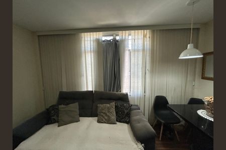 Apartamento à venda com 55m², 2 quartos e 1 vagaSala