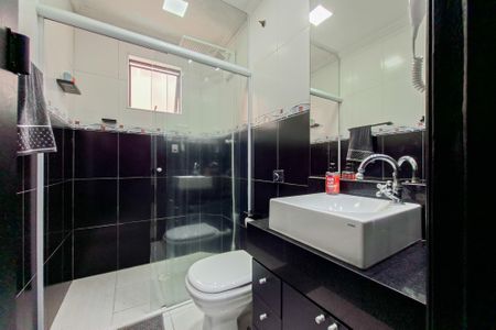 Apartamento para alugar com 77m², 2 quartos e 1 vaga Apartamento para alugar com 77m², 2 quartos e 1 vagaBanheiro