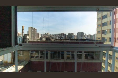 Apartamento à venda com 101m², 3 quartos e 2 vagas Apartamento à venda com 101m², 3 quartos e 2 vagasVista