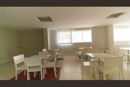 Apartamento à venda com 101m², 3 quartos e 2 vagas Apartamento à venda com 101m², 3 quartos e 2 vagasÁrea comum
