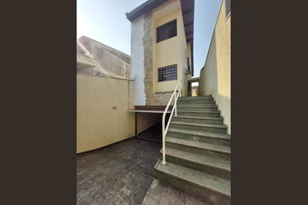 Casa à venda com 202m², 3 quartos e 4 vagas