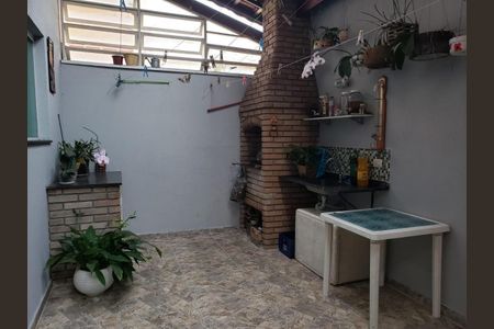 Casa à venda com 208m², 3 quartos e 4 vagas
