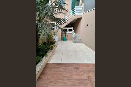 Casa à venda com 215m², 3 quartos e 4 vagas