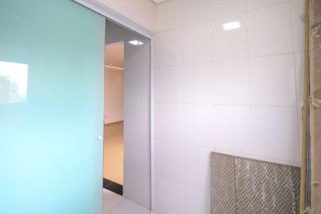 Apartamento à venda com 160m², 2 quartos e 3 vagas Apartamento à venda com 160m², 2 quartos e 3 vagasÁrea de Serviço 1