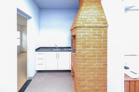 Apartamento à venda com 160m², 2 quartos e 3 vagas Apartamento à venda com 160m², 2 quartos e 3 vagasTerraço