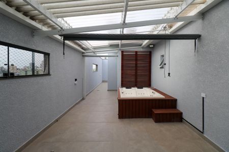 Apartamento à venda com 160m², 2 quartos e 3 vagas Apartamento à venda com 160m², 2 quartos e 3 vagasTerraço