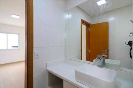 Apartamento à venda com 160m², 2 quartos e 3 vagas Apartamento à venda com 160m², 2 quartos e 3 vagasBanheiro 2