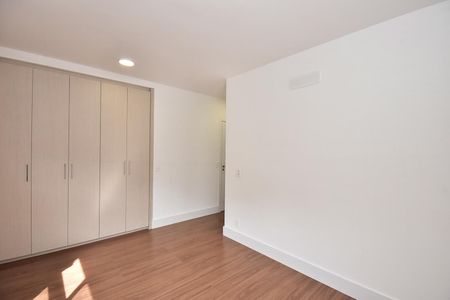 Apartamento para alugar com 142m², 3 quartos e 2 vagasSuíte 3