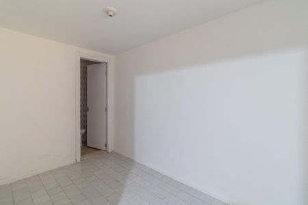 Apartamento à venda com 100m², 2 quartos e 1 vaga Apartamento à venda com 100m², 2 quartos e 1 vagaQuarto de Serviço