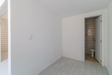 Apartamento à venda com 100m², 2 quartos e 1 vaga Apartamento à venda com 100m², 2 quartos e 1 vagaQuarto de Serviço