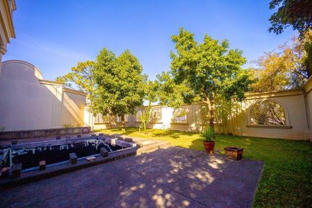 Casa à venda com 1071m², 5 quartos e 10 vagas