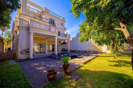 Casa à venda com 1071m², 5 quartos e 10 vagas