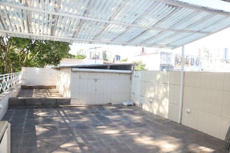 Casa à venda com 258m², 4 quartos e 2 vagas