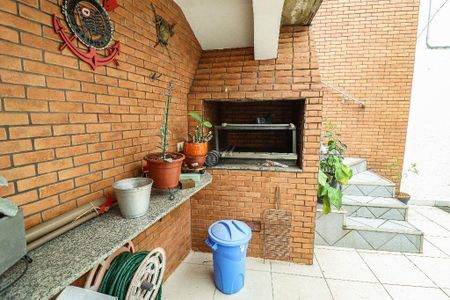 Casa à venda com 175m², 3 quartos e 4 vagas