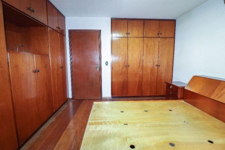 Casa à venda com 175m², 3 quartos e 4 vagas