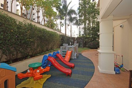 Apartamento à venda com 138m², 4 quartos e 3 vagas
