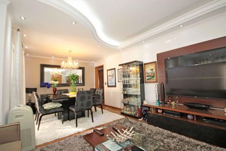 Apartamento à venda com 138m², 4 quartos e 3 vagas