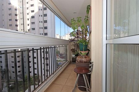Apartamento à venda com 138m², 4 quartos e 3 vagas