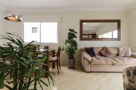 Apartamento à venda com 3 quartos, 145m² em Vila Ipojuca, São Paulo