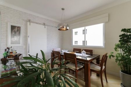 Apartamento à venda com 3 quartos, 145m² em Vila Ipojuca, São Paulo
