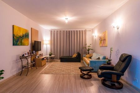Casa à venda com 3 quartos, 160m² em Vila Romana, São Paulo