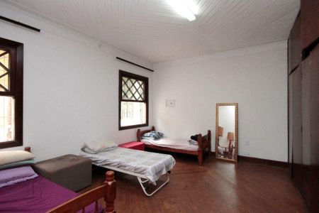 Casa à venda com 350m², 4 quartos e 4 vagas