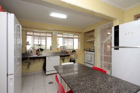 Casa à venda com 350m², 4 quartos e 4 vagas