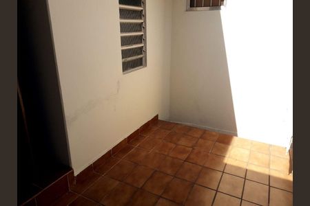 Casa à venda com 260m², 2 quartos e 4 vagas