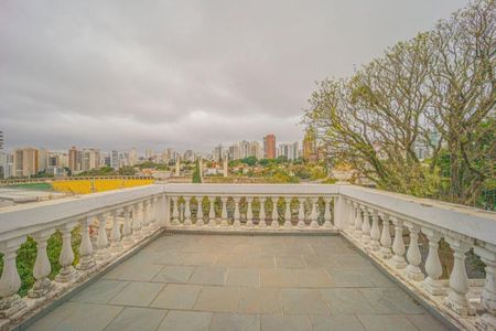 Casa à venda com 350m², 3 quartos e 2 vagas