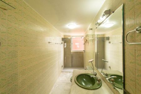 Apartamento para alugar com 222m², 4 quartos e 2 vagasBanheiro Social