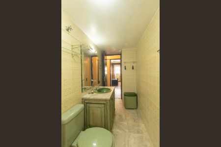 Apartamento para alugar com 222m², 4 quartos e 2 vagasBanheiro Social