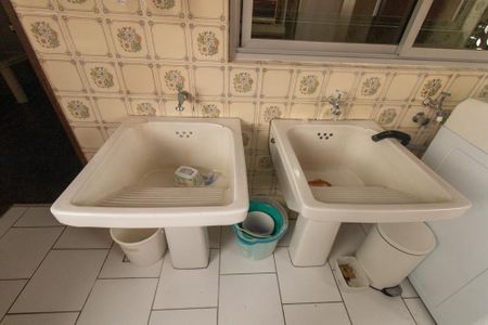 Apartamento para alugar com 222m², 4 quartos e 2 vagasÁrea de Serviço