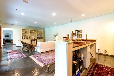Casa à venda com 4 quartos, 560m² em Paraíso, São Paulo