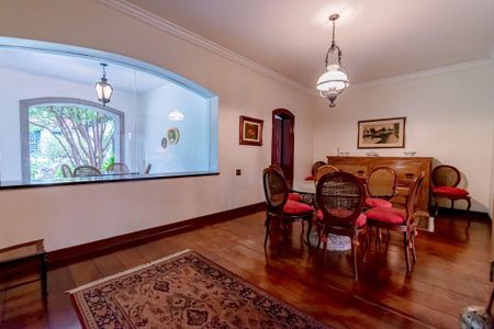 Casa à venda com 4 quartos, 560m² em Paraíso, São Paulo