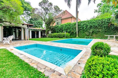 Casa à venda com 560m², 4 quartos e 5 vagas